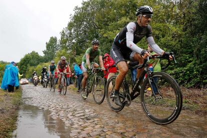 Cancellara, durante una etapa en el Tour 2014.