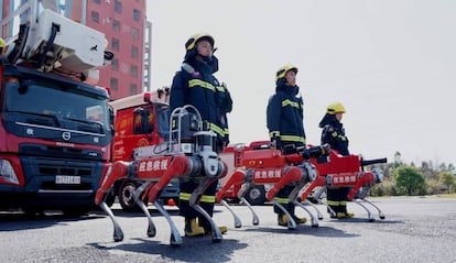 Robot bombero de UNITREE