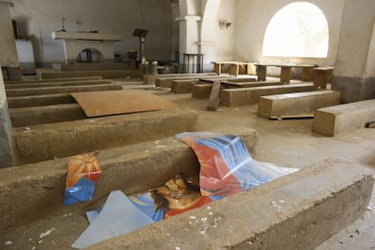 Una fotografía que muestra una iglesia católica atacada por yihadistas en Diabaly.