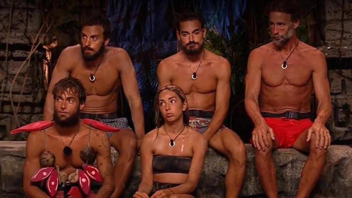 Montoya, Borja, Anita, Damián y Escassi, finalistas de 'Supervivientes 2025'.