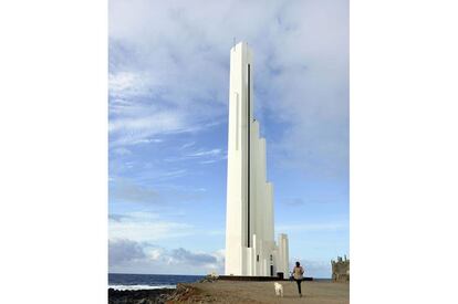 El faro de Punta del Hidalgo, proyectado por el ingeniero Ramiro Rodríguez-Borlado, en la provincia tinerfeña