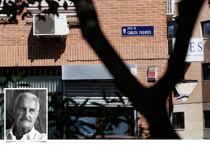 En el barrio Los Cármenes, en el distrito de Latina, hay una calle curvada que lleva el nombre de Carlos Fuentes. El escritor mexicano, reconocido por libros como La Muerte de Artemio Cruz y La Silla del Águila, recibió en 1987 el premio Miguel de Cervantes.