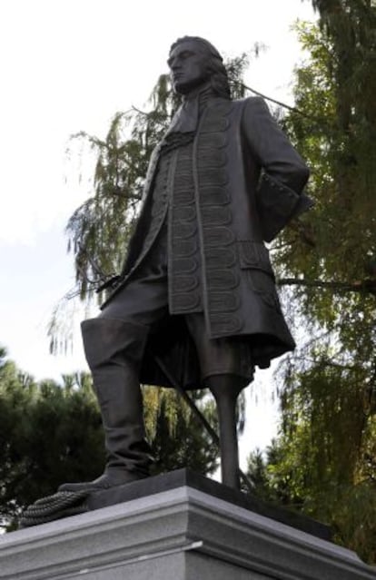 Estatua del general Blas de Lezo en la plaza de Col&oacute;n de Madrid.