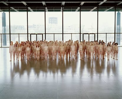 'VB55 Performance' (2005), de Vanessa Beecroft.