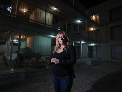 María Jesús Almena, vecina de un inmueble propiedad del fondo inmobiliario Fidere en el PAU Carabanchel, al que ha ganado judicialmente la posibilidad de comprar su vivienda al mismo precio que la adquirió dicho fondo al Ayuntamiento de Madrid.