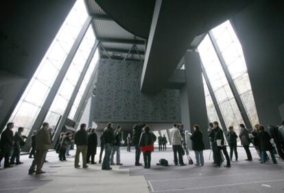 Un momento del acto de presentación del final de la obra civil del Museo Balenciaga.