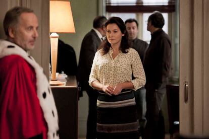 Fabrice Luchini y Sidse Babett Knudsen, en &#039;El juez&#039;.