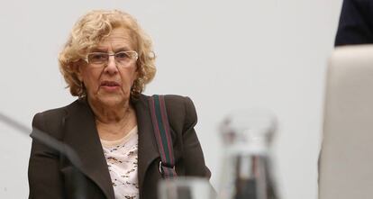 La alcaldesa Manuela Carmena en el pleno del Ayuntamiento de Madrid. 