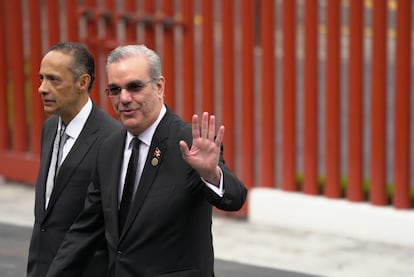 Luis Abinader, presidente de República Dominicana, tras llegar al Congreso.