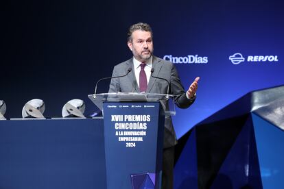 El expresidente de la CNMV Rodrigo Buenaventura durante su intervención en los XVII Premios Cinco Días, en noviembre de 2024.