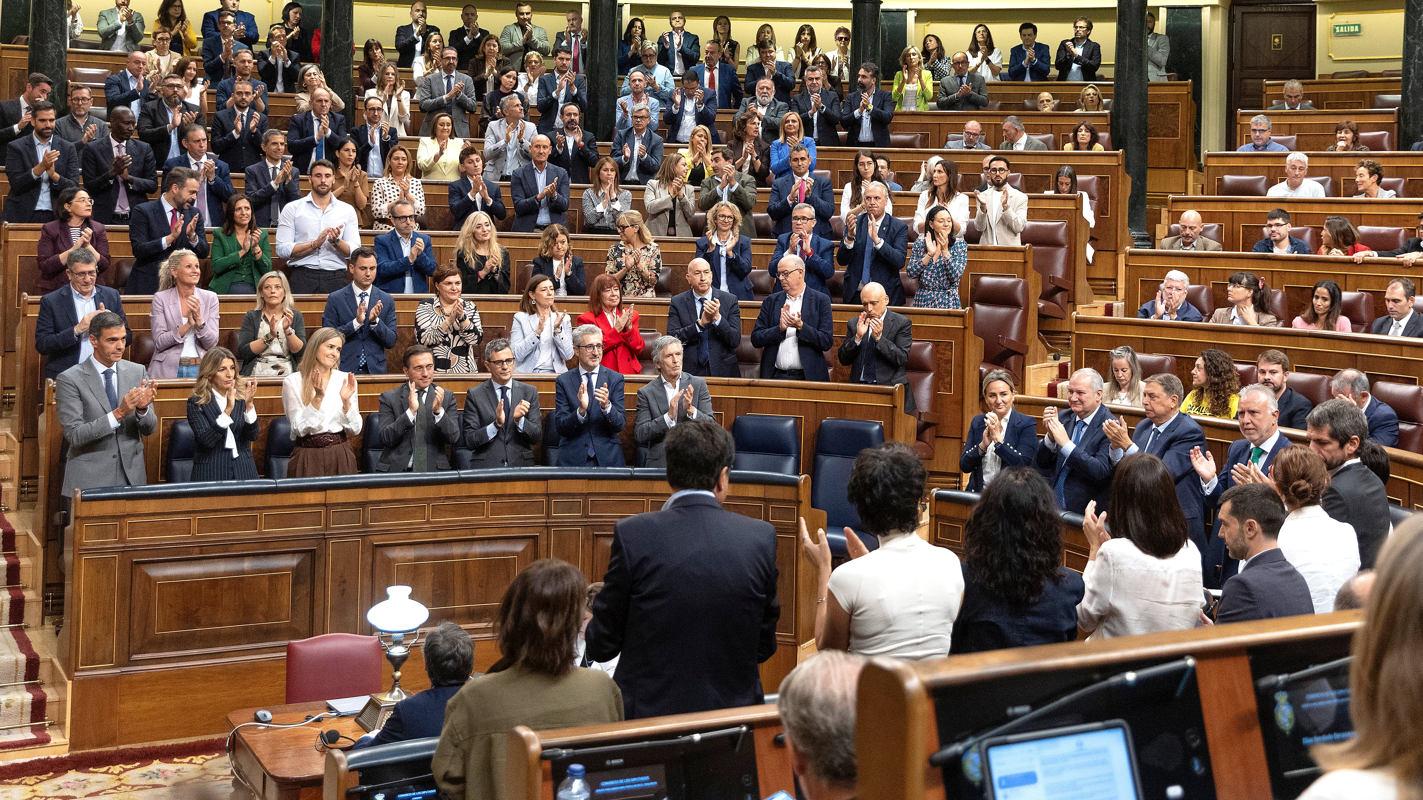 Fraude constitucional con los decretos de vivienda