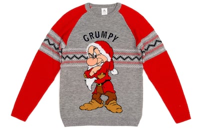 Para cualquier grinch de la Navidad: jersey de Gruñón, de Disney.