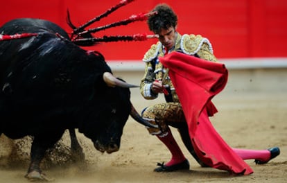 José Tomás, durante su actuación en La Monumental de Barcelona en septiembre de 2009.