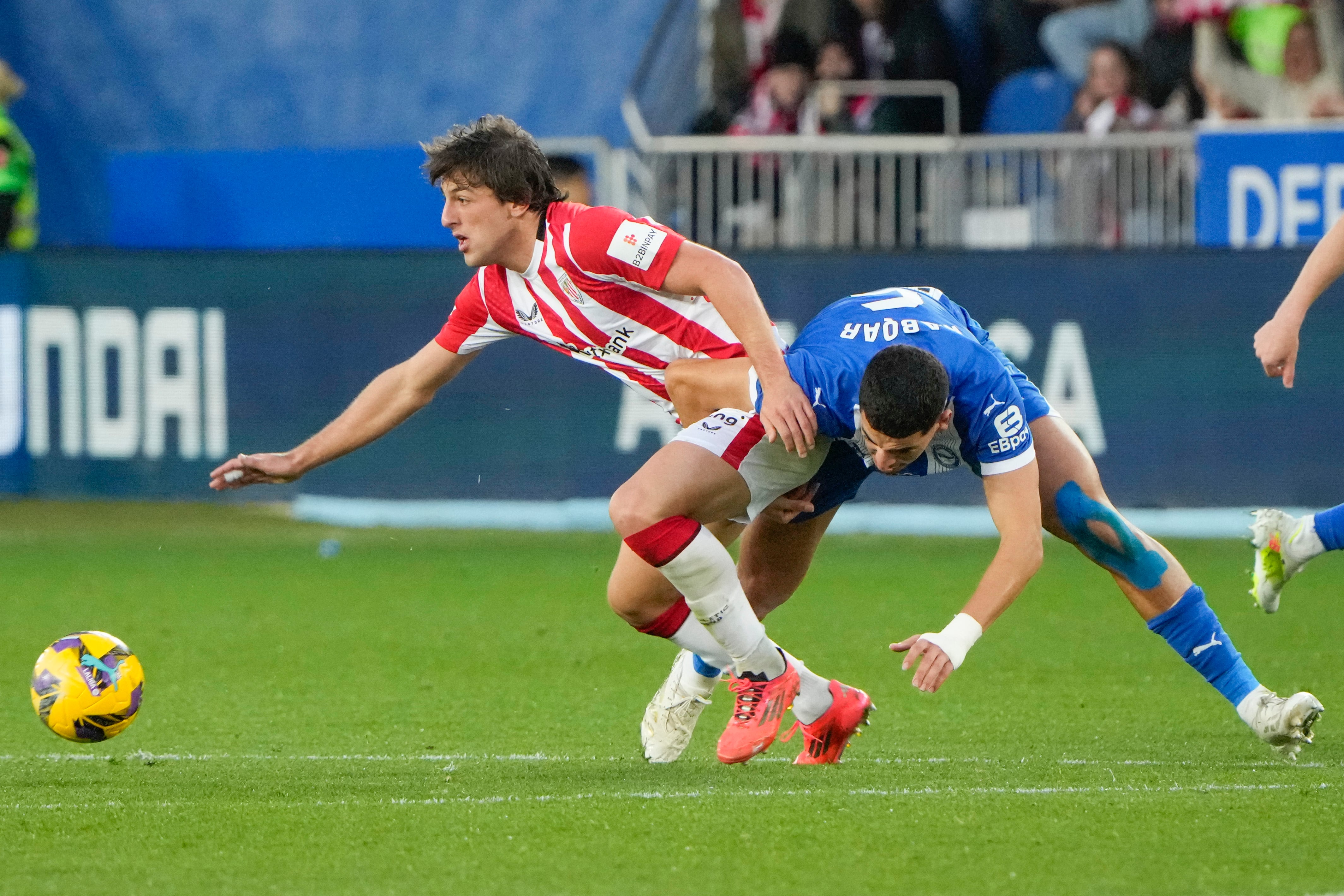 El Athletic da un frenazo en Mendizorroza