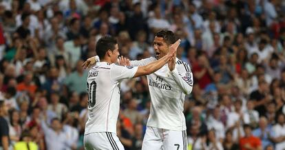 James celebra su gol con Cristiano