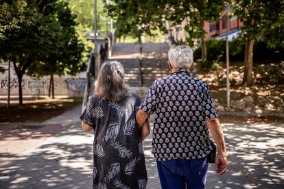 La pareja de actores, fotografiados en el barrio madrileño de Arganzuela.