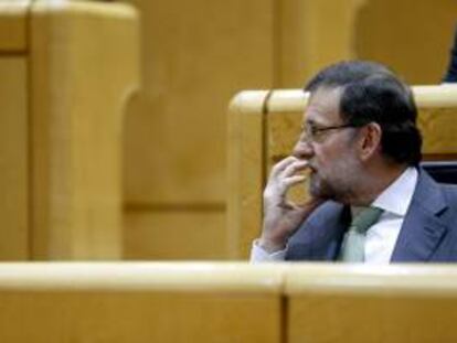 El presidente del Gobierno, Mariano Rajoy, y el líder del PSOE, Alfredo Pérez Rubalcaba, confrontarán hoy directamente ante el pleno del Congreso sus propuestas de pacto para intentar lograr un frente común contra la crisis económica .