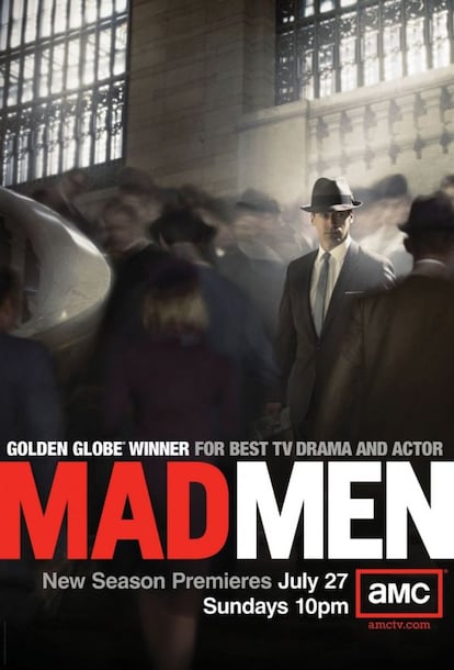 El protagonista, en medio de la multitud. Así era el cartel de la segunda temporada de 'Mad Men'.
