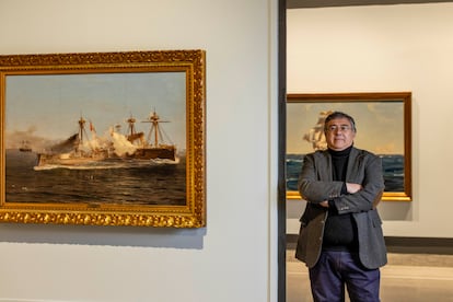 El curador de la exposición, Juan Manuel Martínez.
