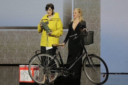 El Goya al mejor actor de reparto llegó en bicicleta, fue para Eduard Fernández y dejó un reguero de malentendidos.