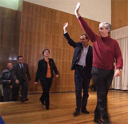 Zapatero y Touriño, durante el mitin de ayer en Ferrol.