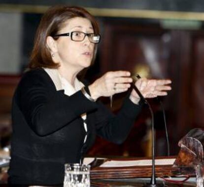 La diputada y secretaria de Bienestar Social del PSOE, Marisol Pérez Domínguez, durante su intervención en el pleno que se celebra en el Congreso de los Diputados. EFE/Archivo