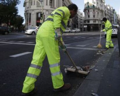 Empleados de limpieza de Tragsa