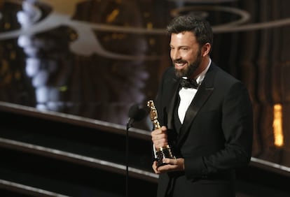 En 2012 recogió el segundo Oscar de su carrera. Affleck se llevó uno de los premios más importantes de la noche, el de mejor película por 'Argo', filme que él protagoniza, produce y dirige.