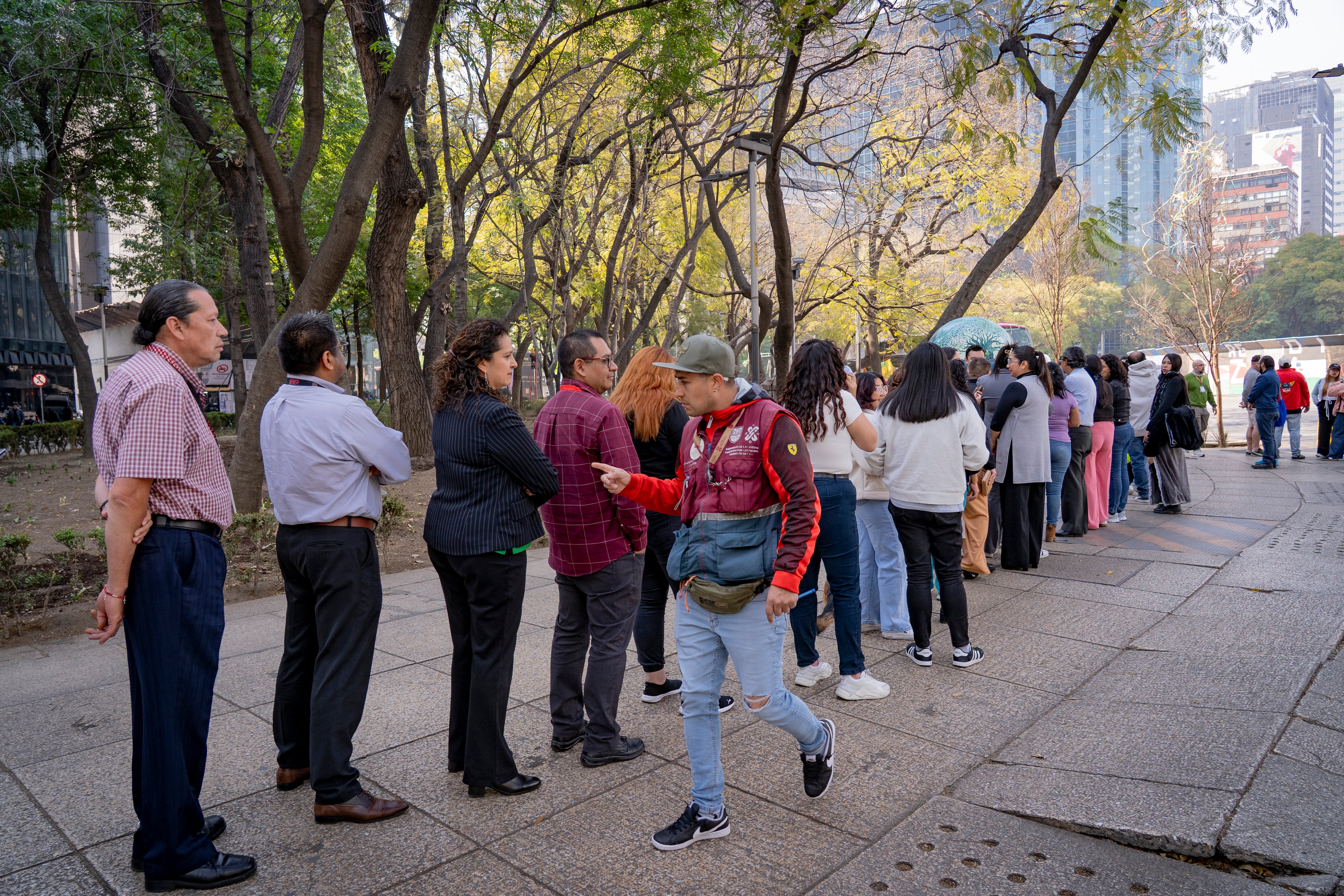 Los chilangos se vuelcan a vacunarse: “El sarampión da miedo, pero tampoco hay que entrar en pánico”