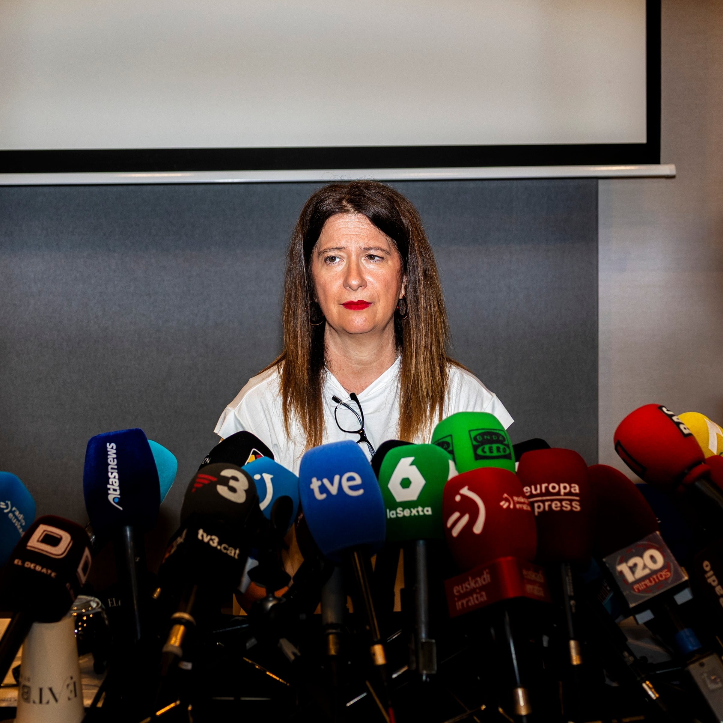 Rueda de prensa de Leire Díez en el hotel Novotel de Madrid, el 4 de junio de 2025.