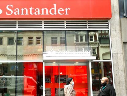 Sucursal de Banco Santander.