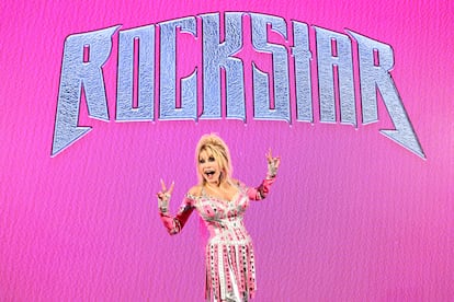 La cantante estadounidense Dolly Parton, en la presentación de su disco 'Rockstar' en Londres el pasado 29 de junio.