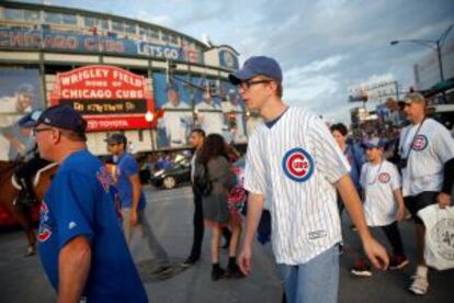 Día de partido en el estadio Wrigley Field, en Chicago.