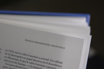 Entrada de Francisco Franco en uno de los primeros ejemplares del Diccionario Biogr&aacute;fico Espa&ntilde;ol.