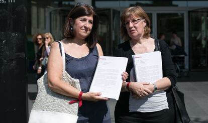 La tía y la madre de Sergi Rubia, que está en prisión por los altercados de Can Vies.