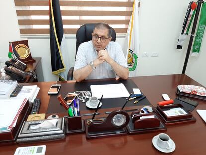 Bassem Naim, jefe de Relaciones Internacionales de Hamás, el martes en su oficina de Gaza.