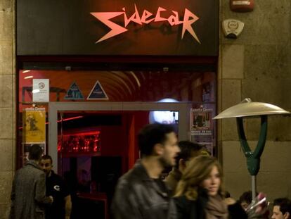 La sala Sidecar, a la Pla&ccedil;a Reial.