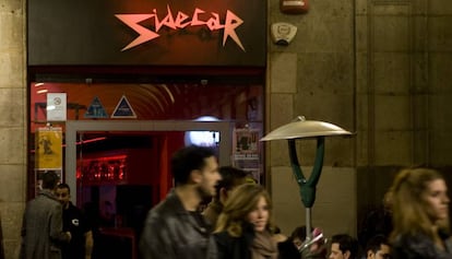 La sala Sidecar, a la Pla&ccedil;a Reial.