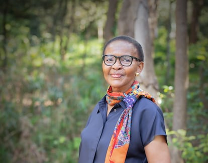 Pumla Gobodo-Madikizela en Newslands Forest, a las afueras de Ciudad del Cabo (Sudáfrica), en enero.