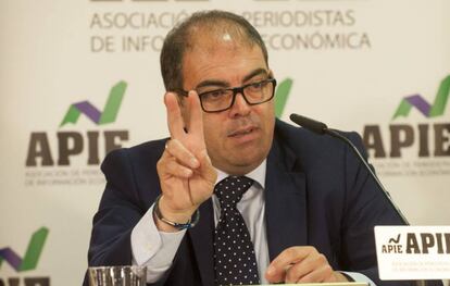Lorenzo Amor, presidente de la ATA, durante la rueda de prensa.