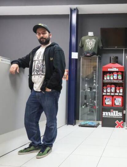 Álvaro Zamora, jefe de ventas internacionales de Leaf Life, en la sede madrileña de la empresa.