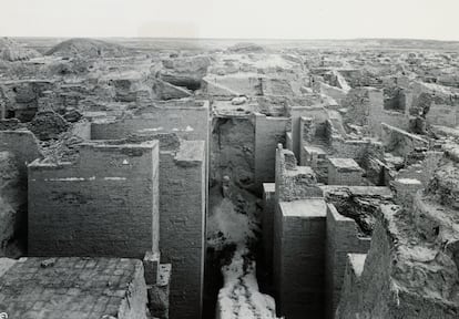 Excavaciones en Irak de la antigua Babilonia de donde se extrajeron las puertas de Ishtar que se muestran en el museo de Pérgamo de Berlín.