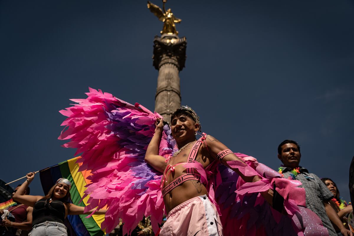 Las imágenes de la marcha por el orgullo LGBT+ en Ciudad de México ...