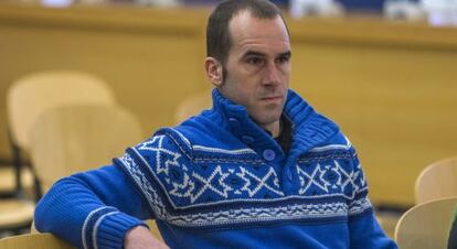 El exjefe militar de ETA Mikel Garikoitz Aspiazu Rubina, Txeroki, durante el juicio que se celebra este jueves.