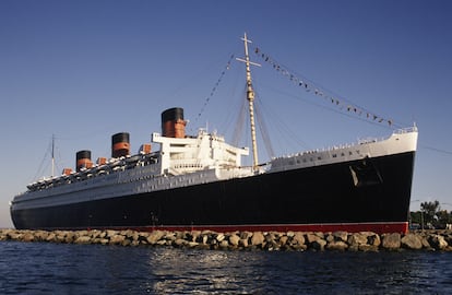 The Queen Mary at Long Beach in 1989.