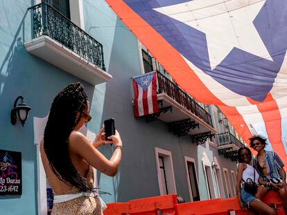 Turistas en San Juan, Puerto Rico.