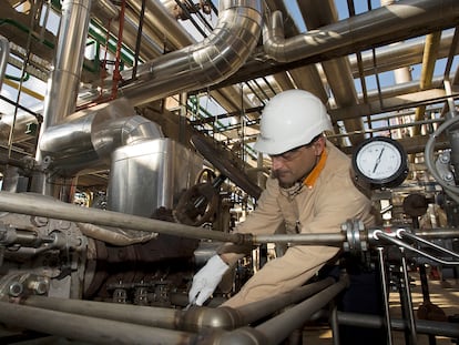 A worker at a Repsol refinery plant in Cartagena.