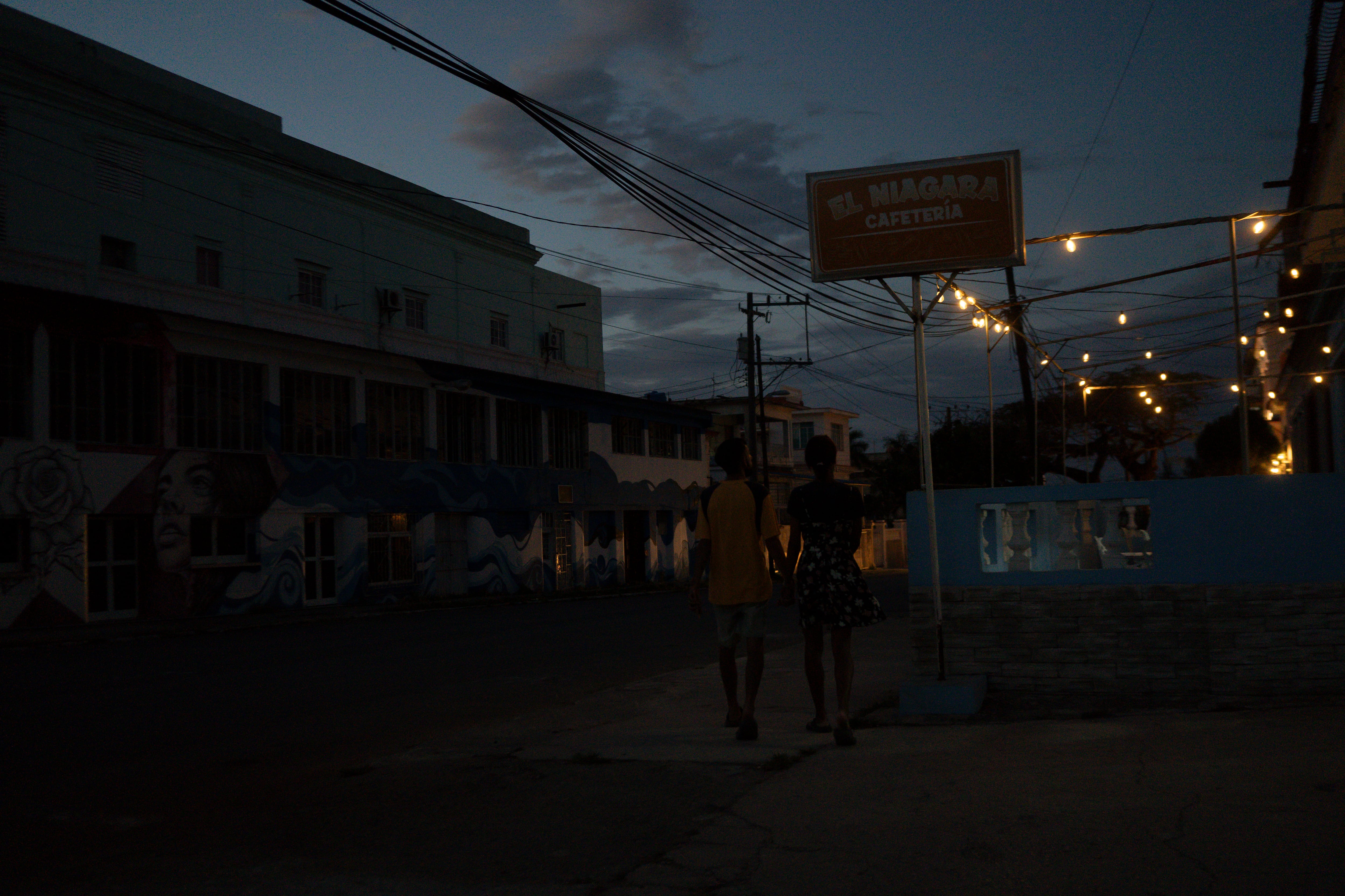 Autoridades anunciaron la activación de los protocolos para el restablecimiento de la luz.