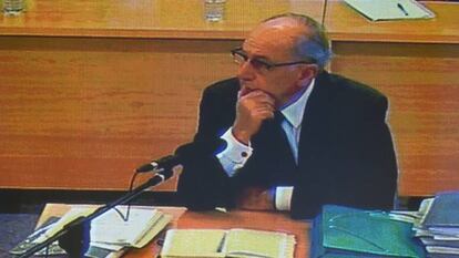 Imagen del monitor de la sala de prensa de la Audiencia Nacional del expresidente de Bankia durante el juicio que se sigue contra él y otros 34 acusados por la salida a bolsa de Bankia.