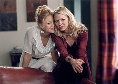 Kate Hudson y Naomi Watts, en un momento de <i>El divorcio.</i>